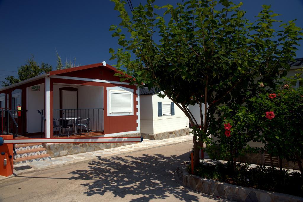 Camping Los Pinos Peniscola Exterior photo