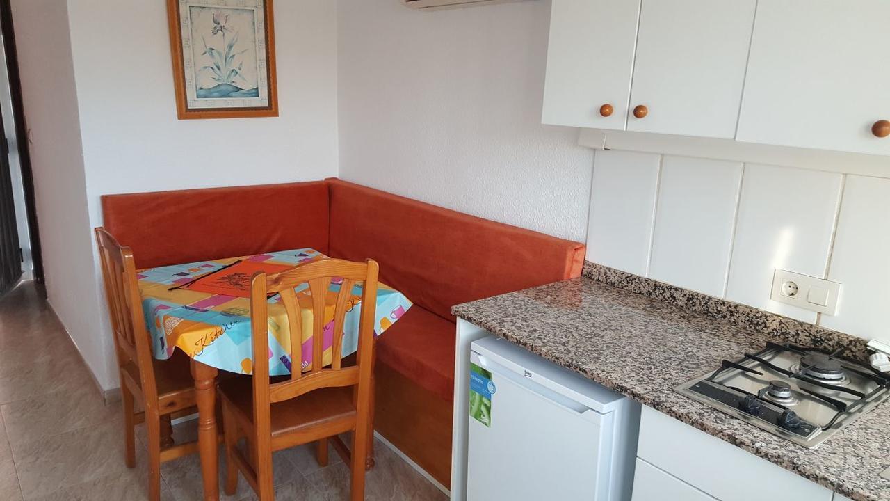 Camping Los Pinos Peniscola Exterior photo